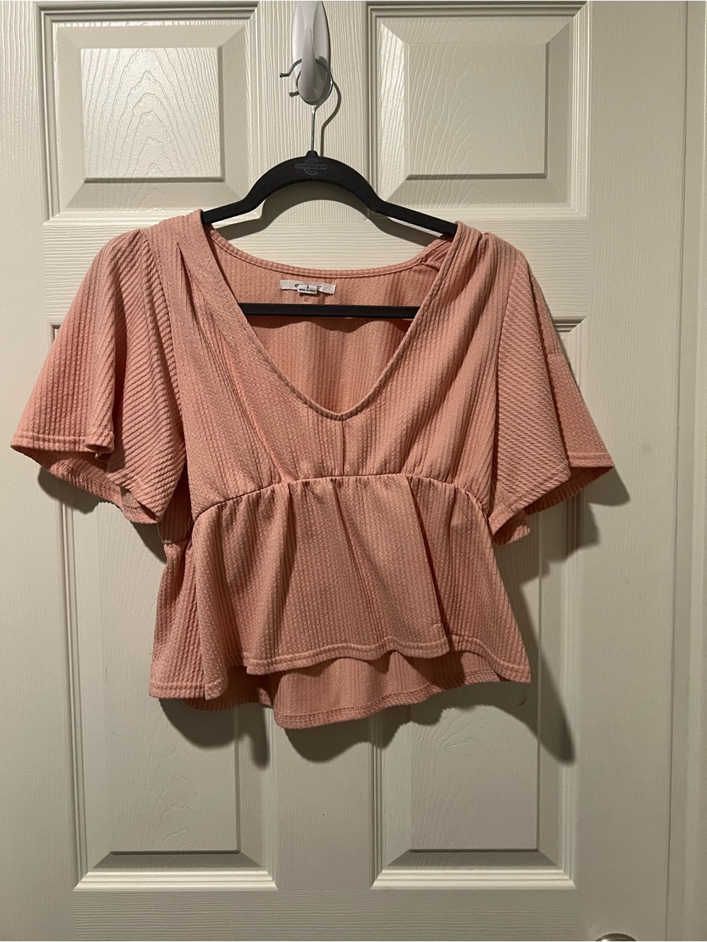 O'Neill Peach V-Neck Flutter Sleeve Crop Top